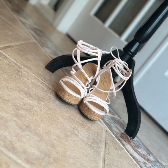 cute sexy pale, peach strappy shoes with cork sides - Picture 2 of 5